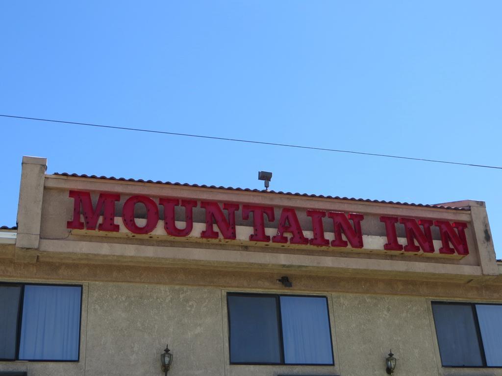 Mountain Inn Онтаріо Екстер'єр фото