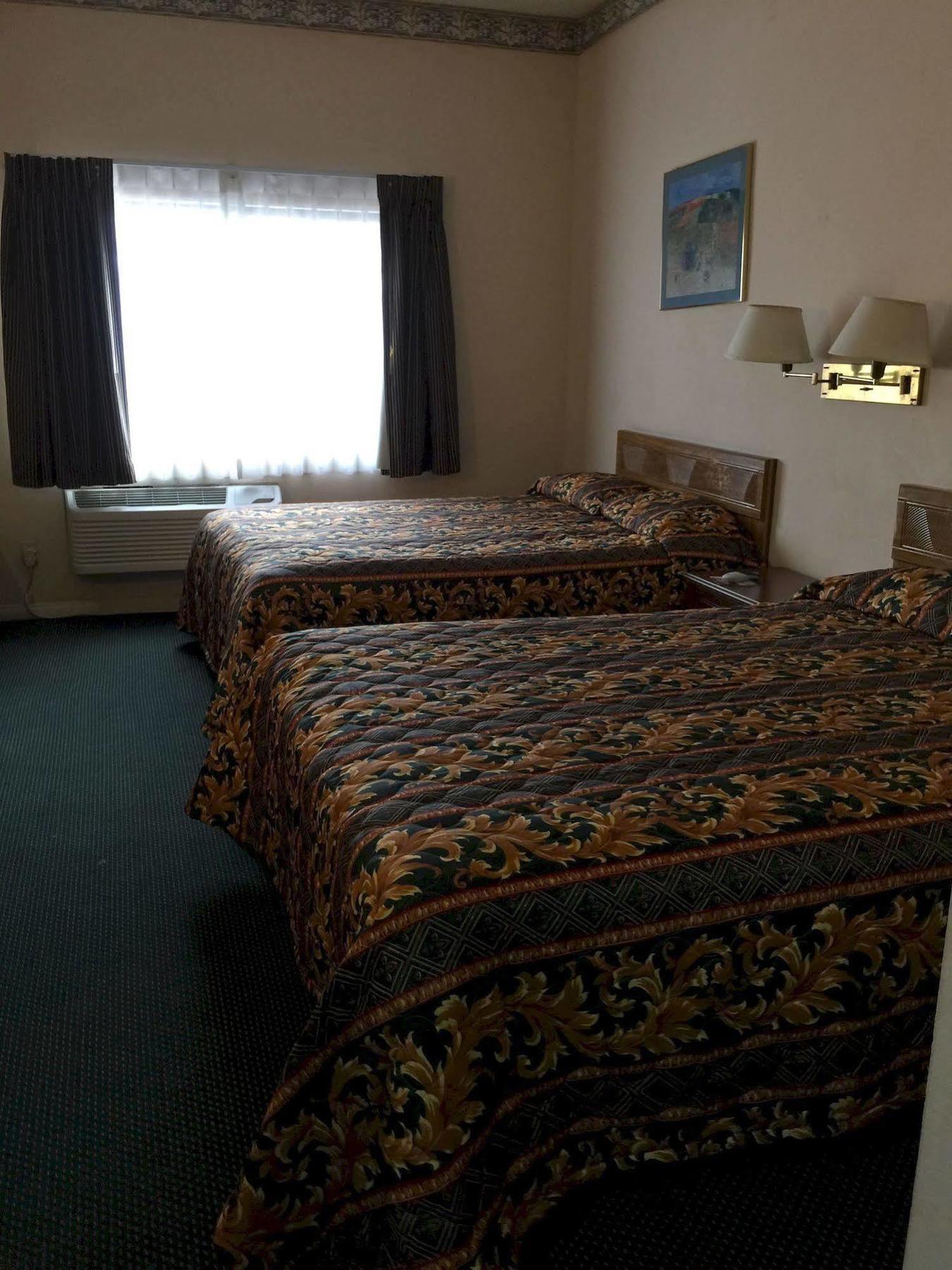 Mountain Inn Онтаріо Екстер'єр фото